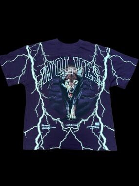 Darc Sport Wolves T Storm Purple Size: Large NWT